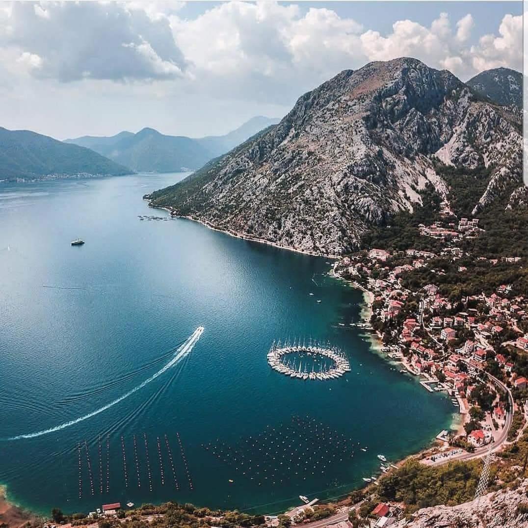 Sea Star Luxury Apartment Kotor Eksteriør bilde