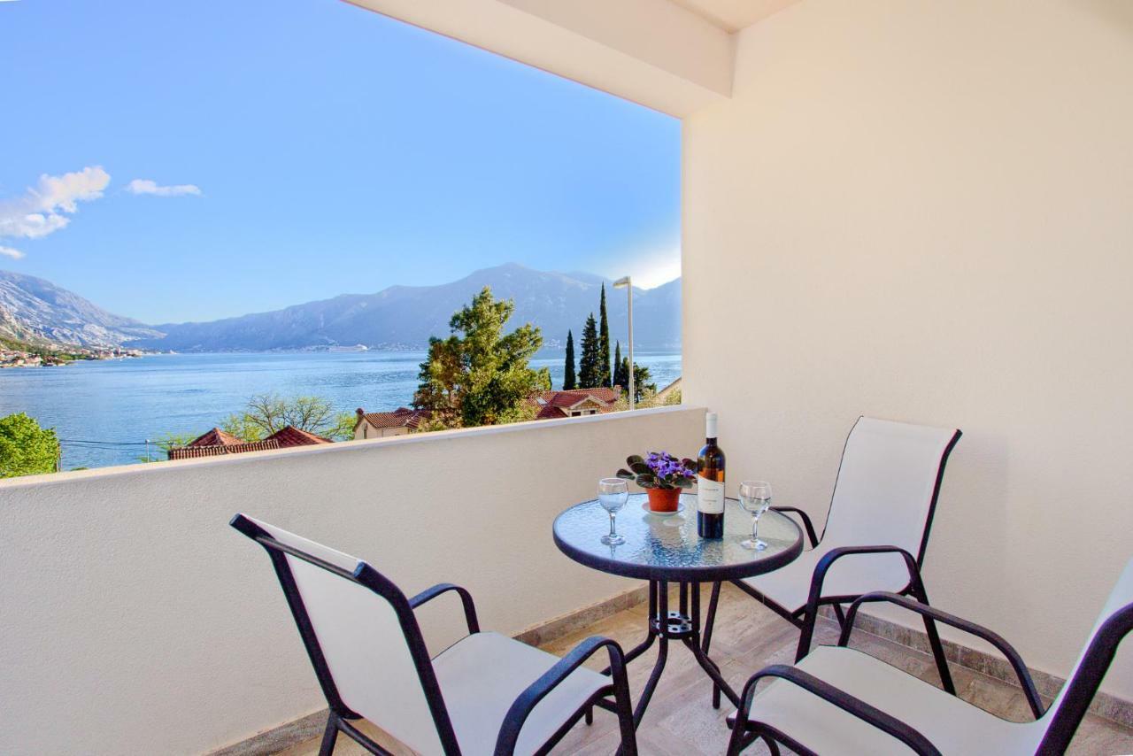 Sea Star Luxury Apartment Kotor Eksteriør bilde